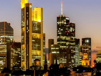 Meet Top Business School Representatives in Frankfurt at the MBA25 Networking Event